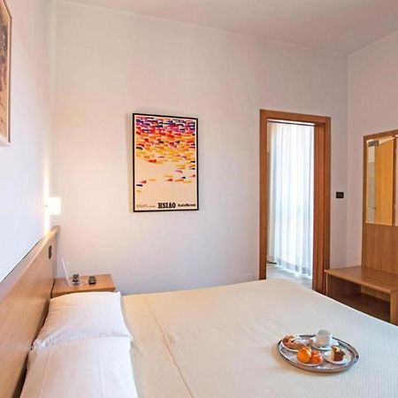 Hotel Lux Алессандрия Экстерьер фото