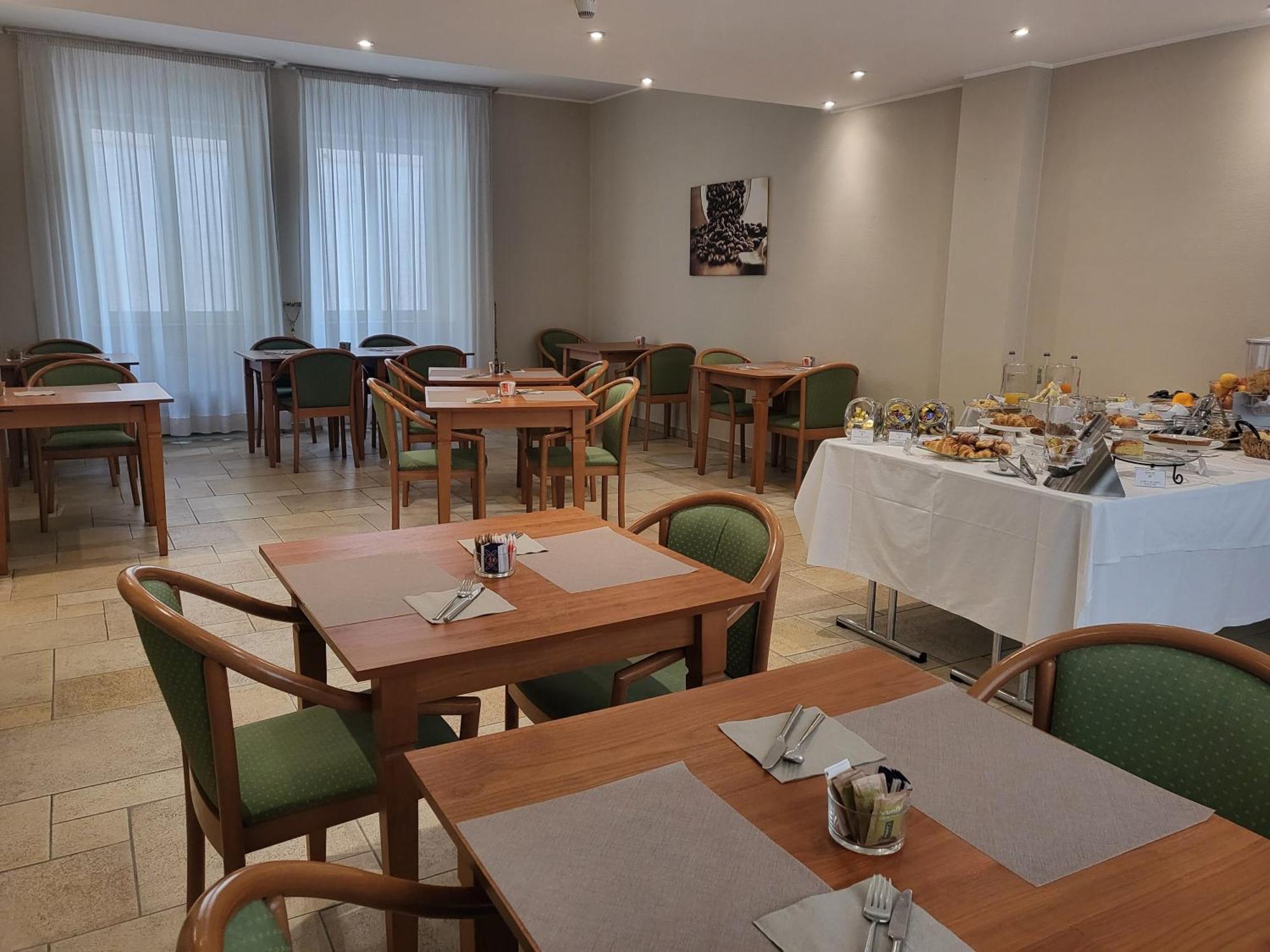 Hotel Lux Алессандрия Экстерьер фото