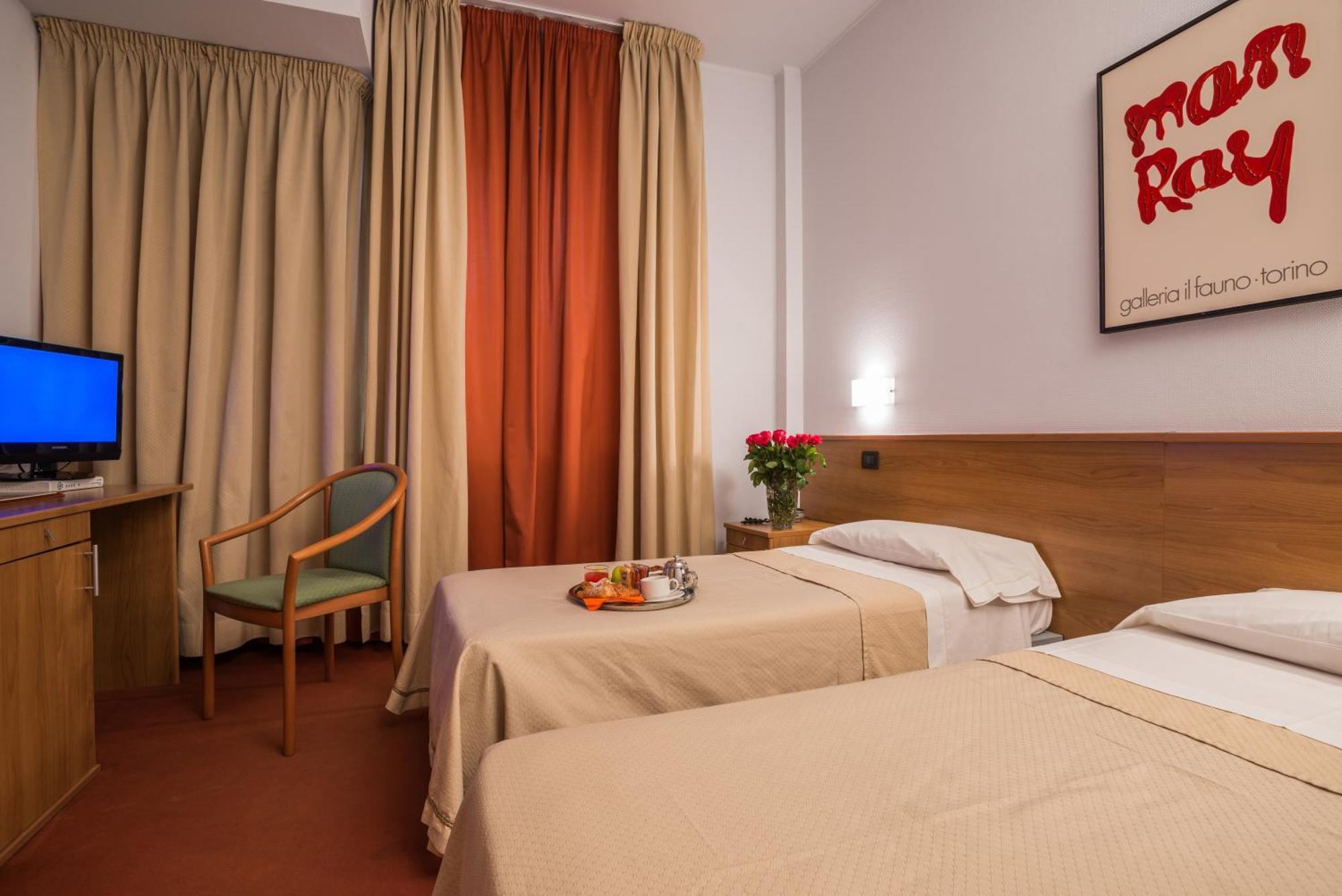 Hotel Lux Алессандрия Экстерьер фото