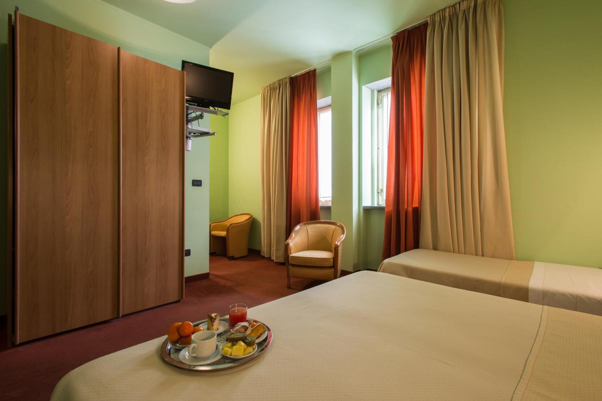 Hotel Lux Алессандрия Экстерьер фото