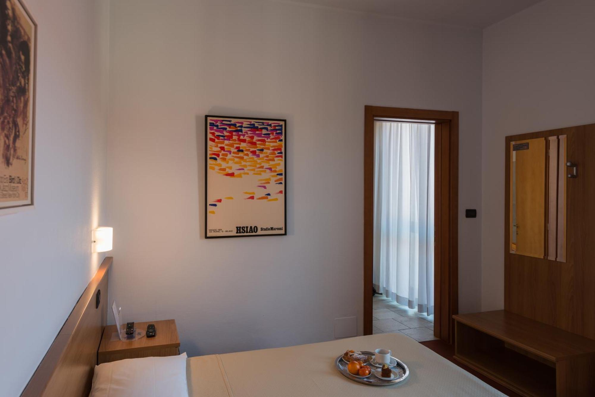 Hotel Lux Алессандрия Номер фото