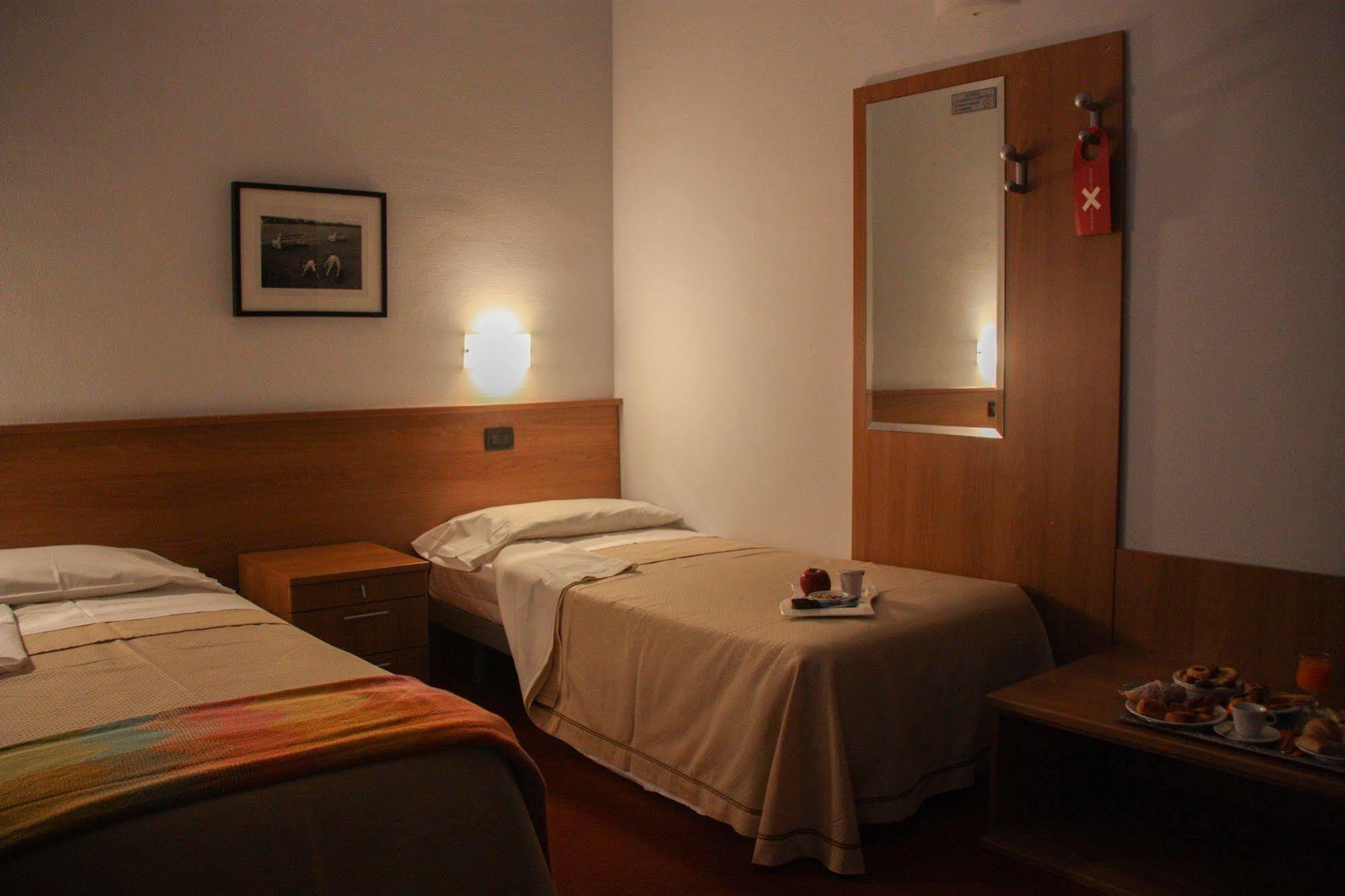 Hotel Lux Алессандрия Экстерьер фото